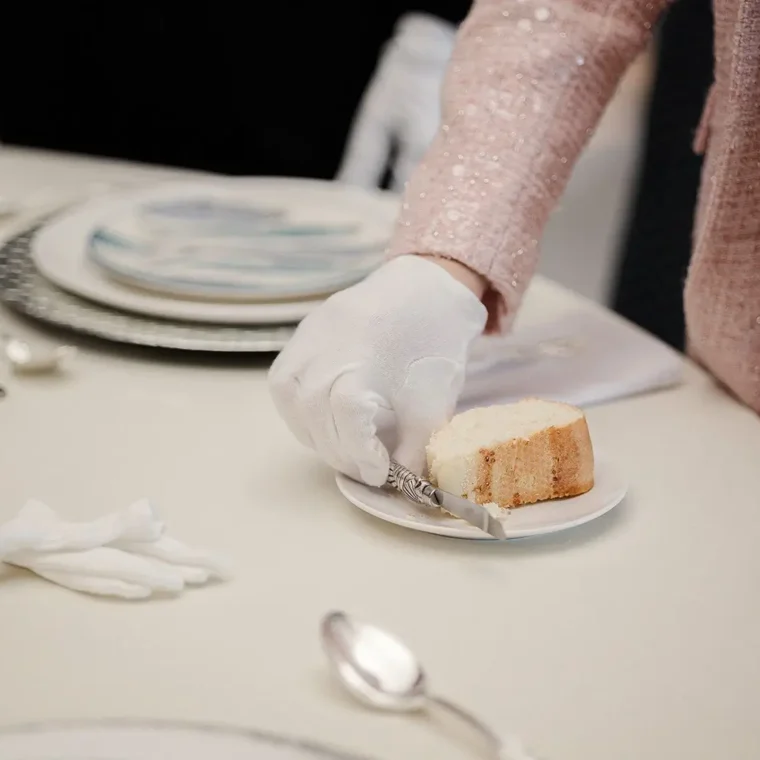 mariel manners